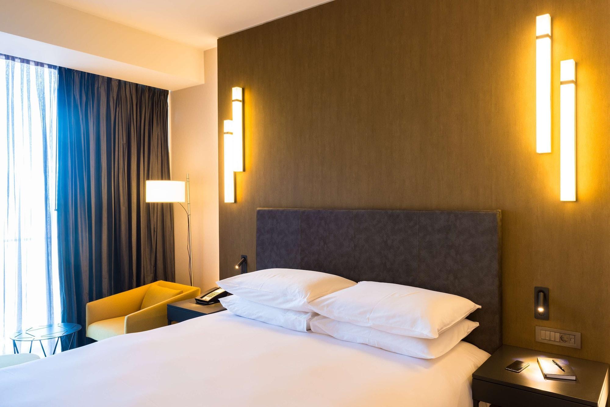 เรดิสัน โฮเทล ดาการ์ดีอัมเนียดิโอ Hotel Noflaye ภายนอก รูปภาพ