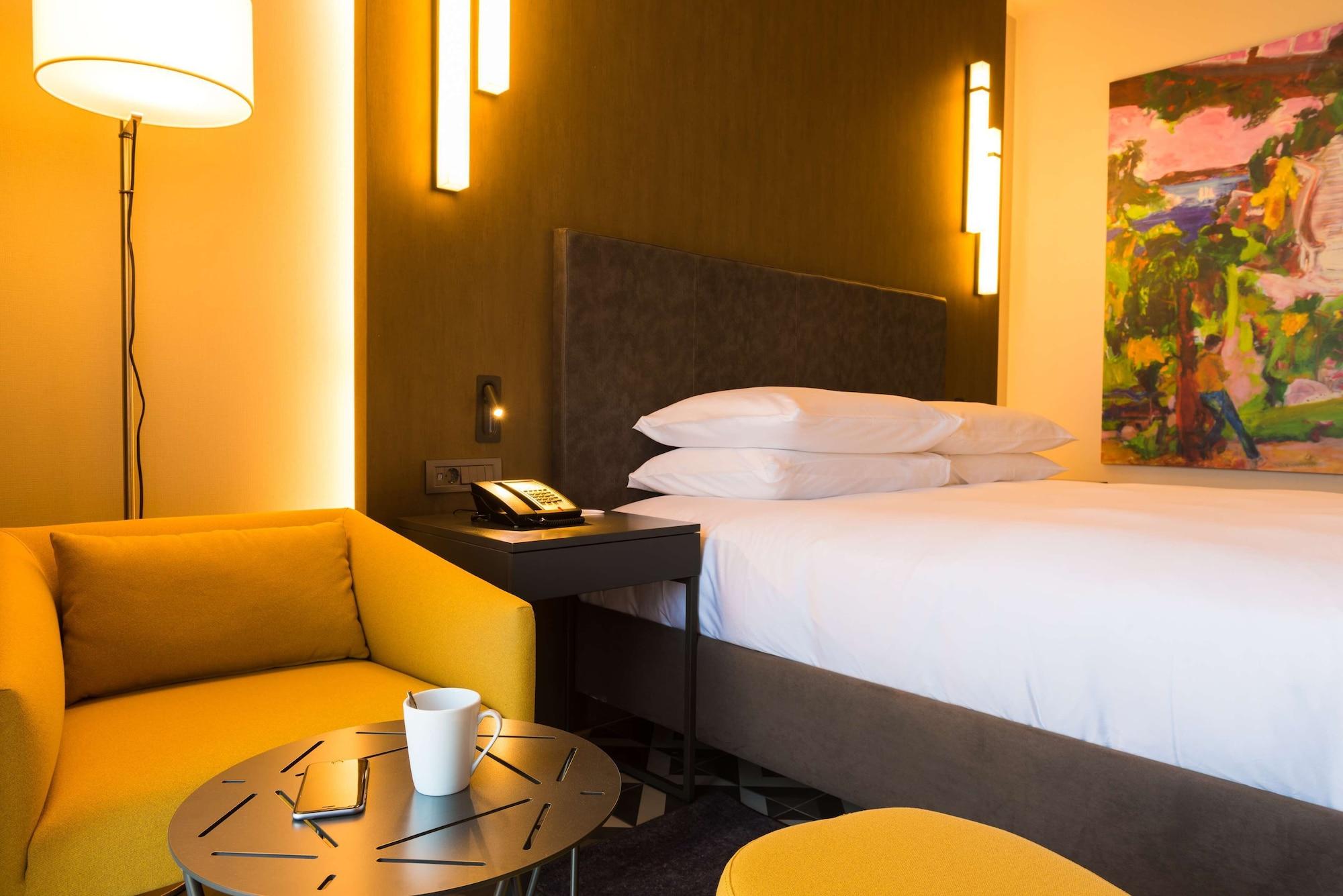 เรดิสัน โฮเทล ดาการ์ดีอัมเนียดิโอ Hotel Noflaye ภายนอก รูปภาพ