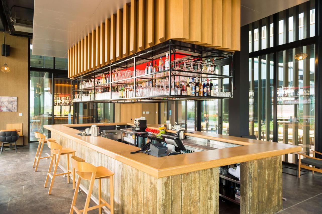 เรดิสัน โฮเทล ดาการ์ดีอัมเนียดิโอ Hotel Noflaye ภายนอก รูปภาพ