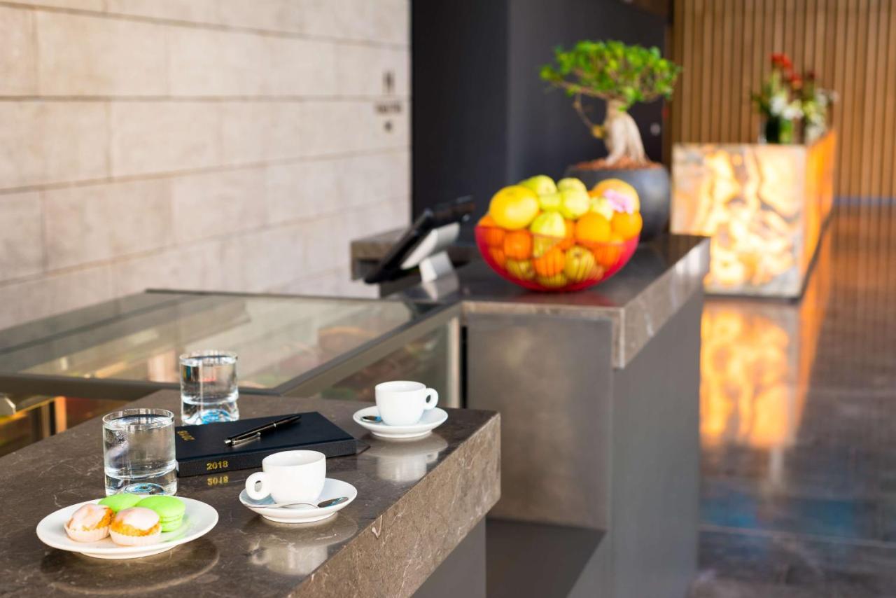 เรดิสัน โฮเทล ดาการ์ดีอัมเนียดิโอ Hotel Noflaye ภายนอก รูปภาพ